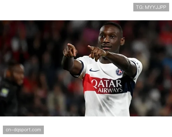 官方：法兰克福前锋科洛-穆阿尼因腿筋伤势将缺席四周